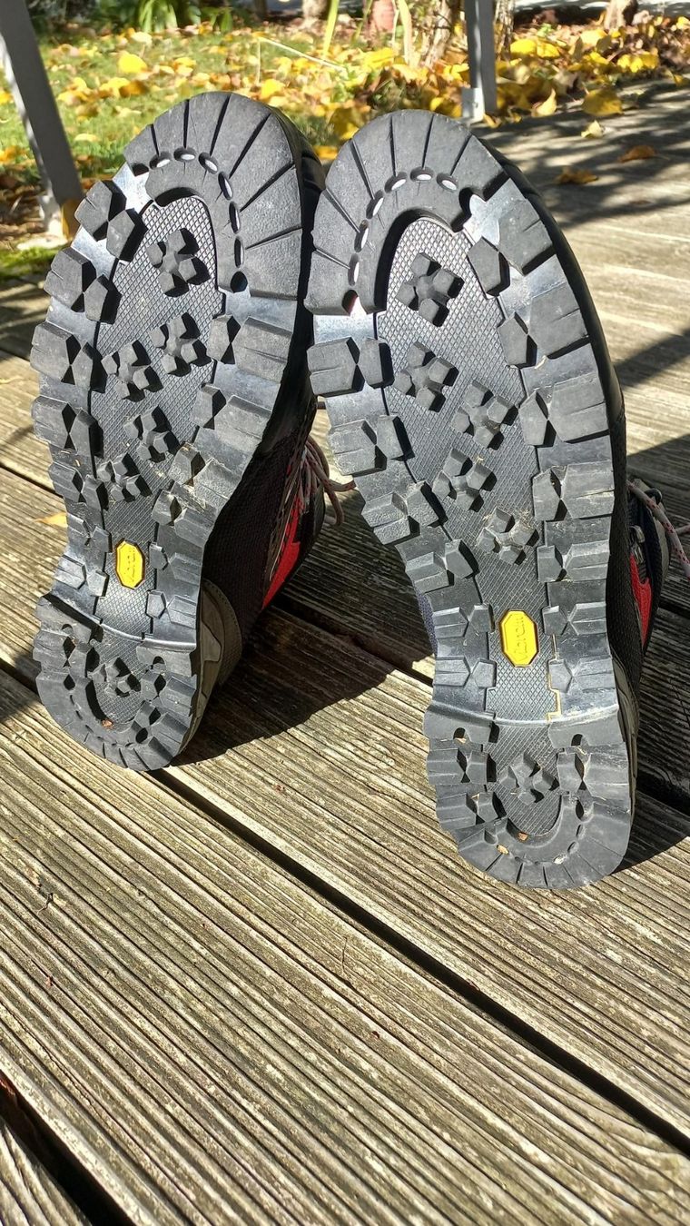 Millet Chaussures hommes: Millet Wanderschuhe Gr. 46 – D'occasion à Nottwil par world_foto 6