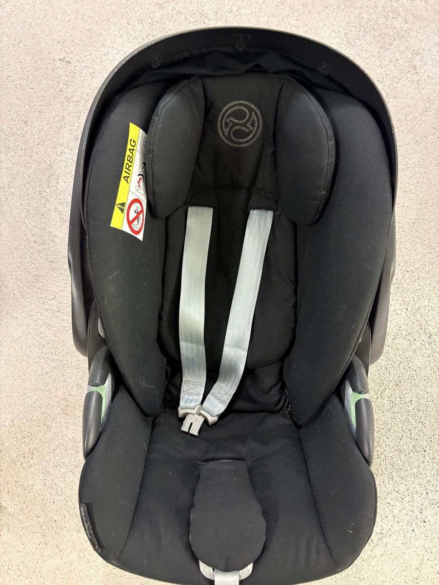 Cybex Auto-Kindersitze: Cybex Cloud T i-Size Kleinkind Auto Sitz Schwarz – Gebraucht aus Richterswil von tiz_vln2