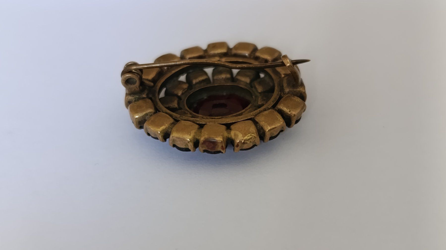 Spille & Fermagli: Broche ancienne Grenat de Bohême! – Usato da Genève venduto da EcrinVintage 3
