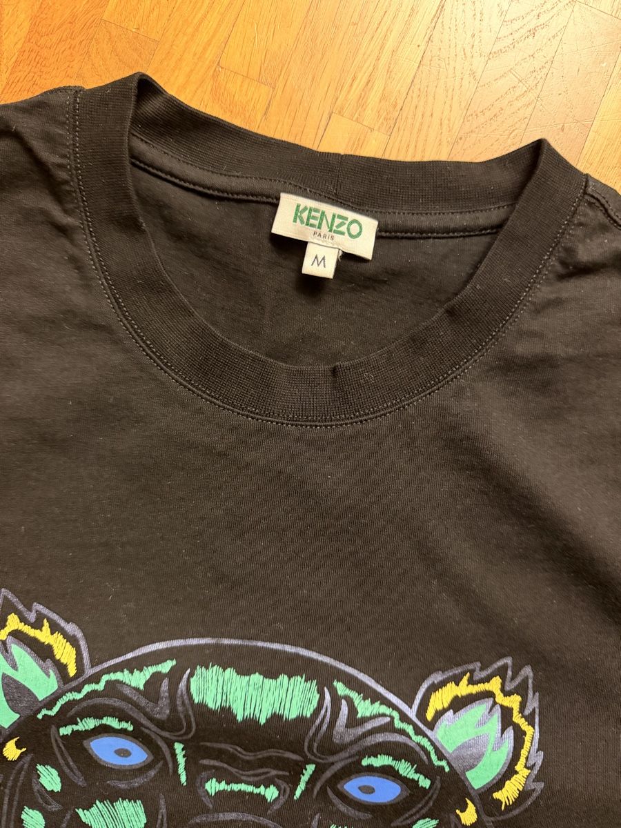 Kenzo T-shirt: Kenzo Paris T-Shirt – Usato da Zürich venduto da Gadgets2020 2