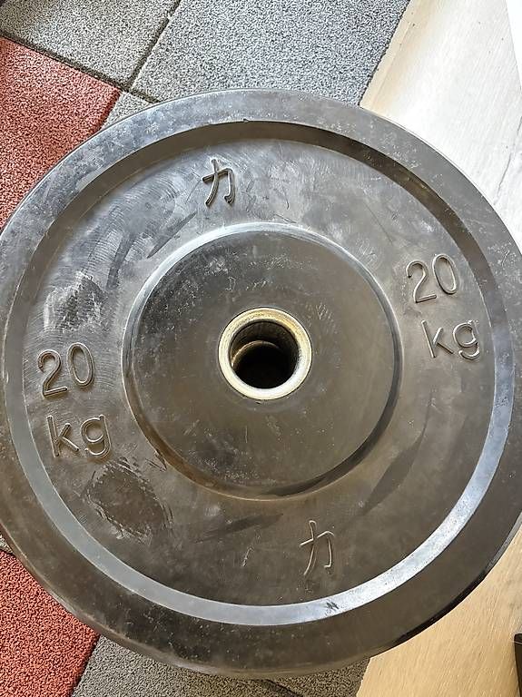 Poids & Haltères: Bumper Plates 2x 20kg – D'occasion à Dietikon par jvu_7dhd