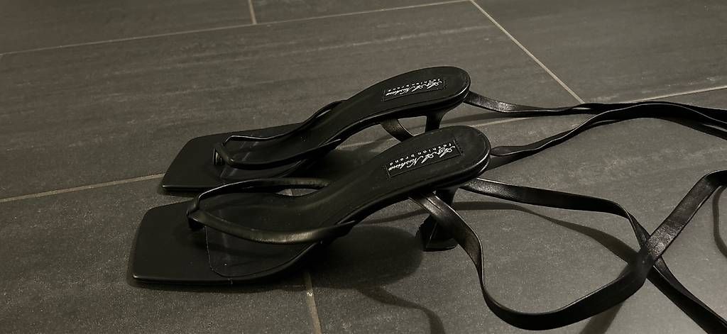 Damenschuhe: High Heels zum Schnüren NEU – Gebraucht aus Vaduz von alina_hasler 1