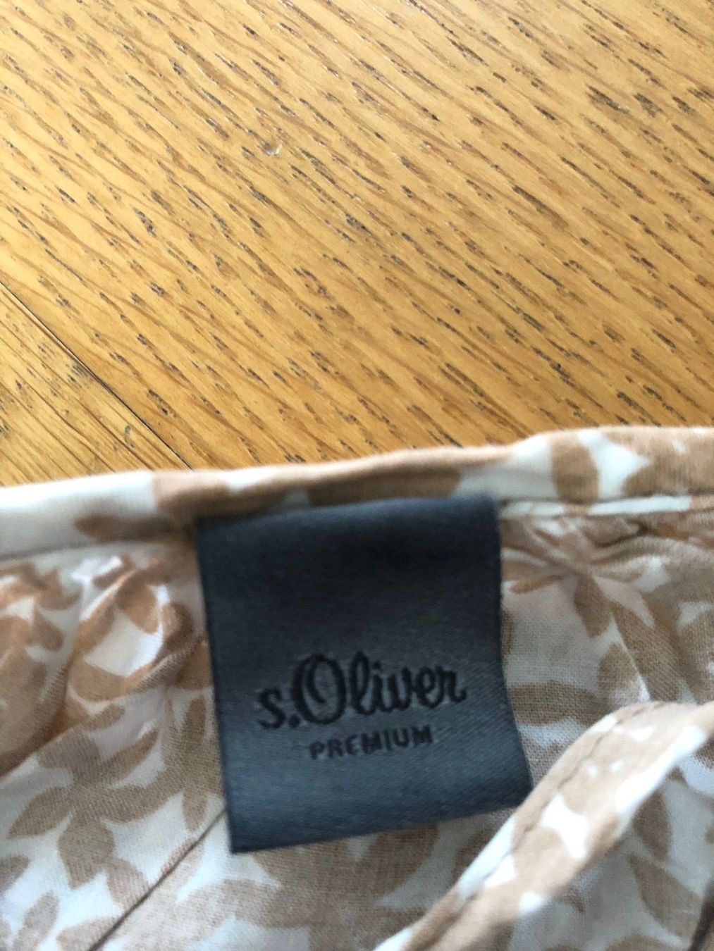 S.Oliver Camicette: BLUSE S.OLIVER beige 34 – Usato da Wattwil venduto da jopara 3
