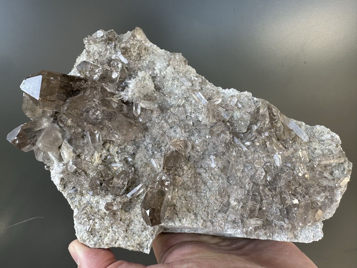 Minerali & Pietre curative: Rauchquarz Val Cavardiras – Usato da Oberuzwil venduto da Crystall0 3