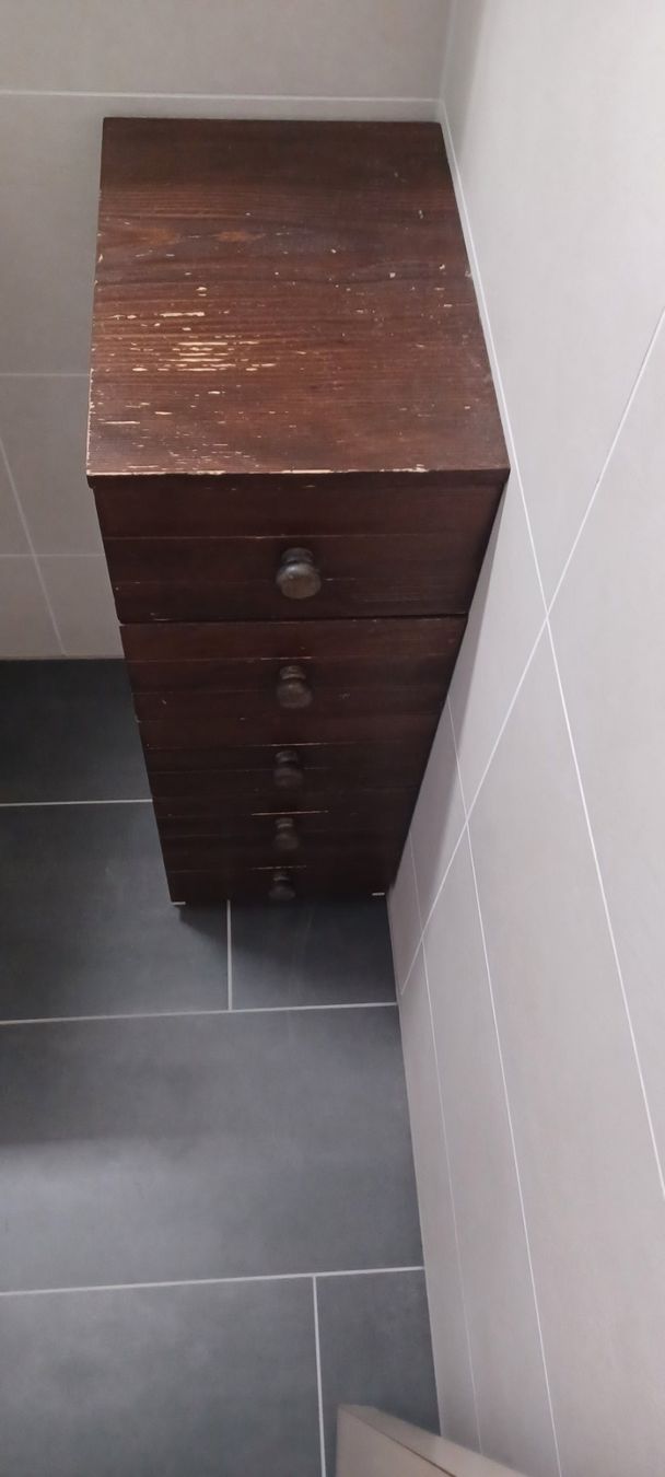 Armadi: Badezimmermöbel – Usato da Zürich venduto da rue_v79y 1