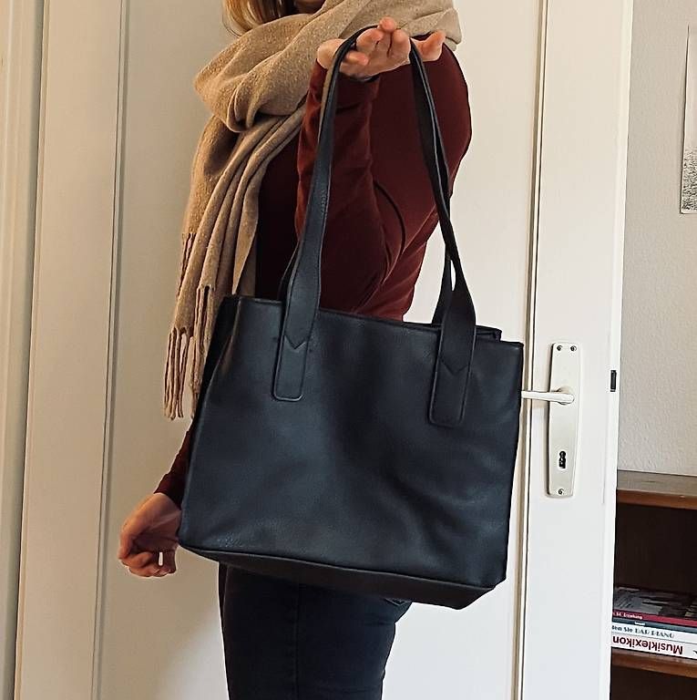 Borse: Handtasche schwarz – Usato da Zürich venduto da zucchetti13 1