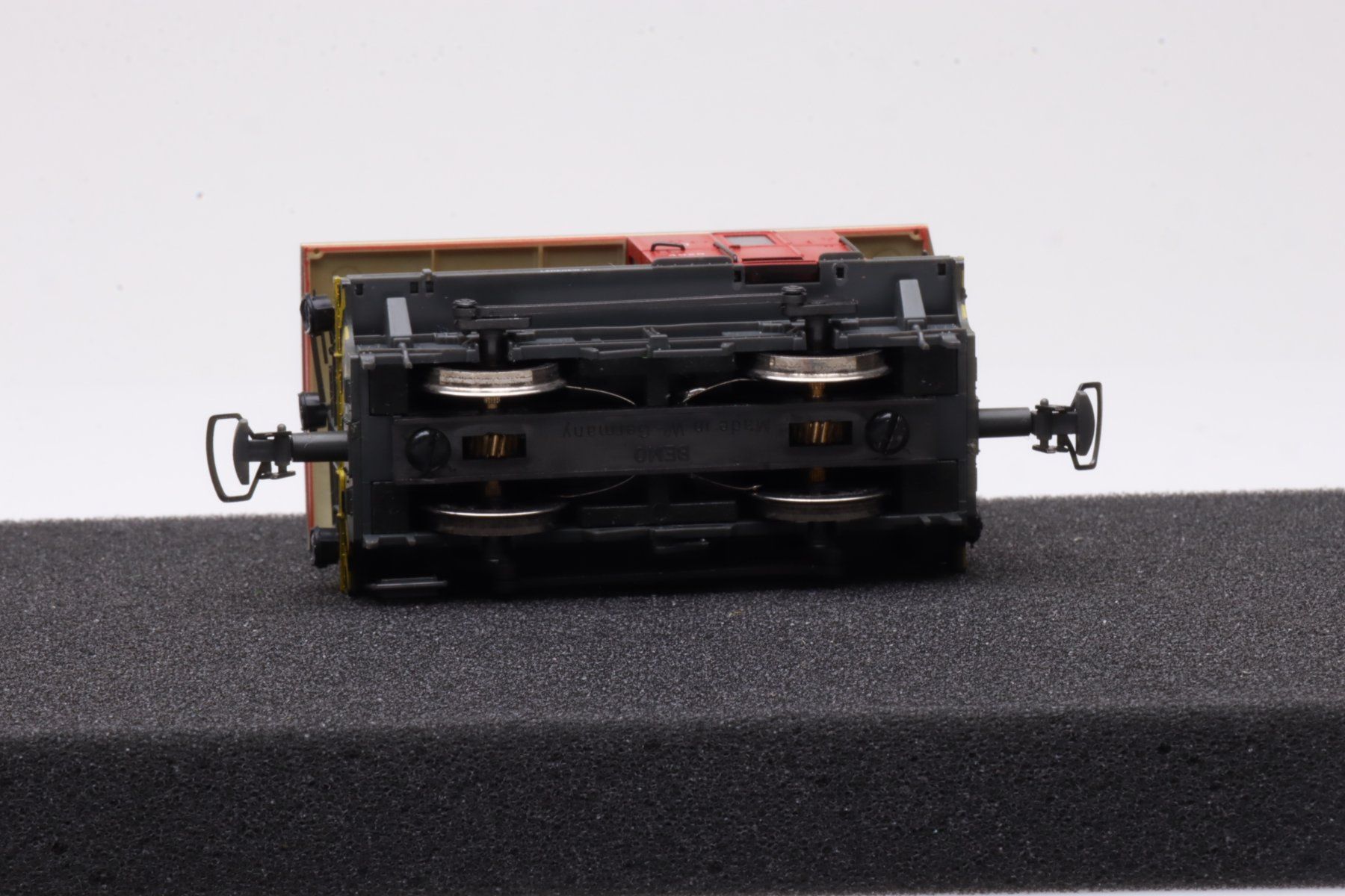 Bemo Modelleisenbahnen: Bemo 1271 FO Te 2/2 4926 Traktor DC, H0m – Gebraucht aus Ried (Muotathal) von Modellbahn.swiss 4