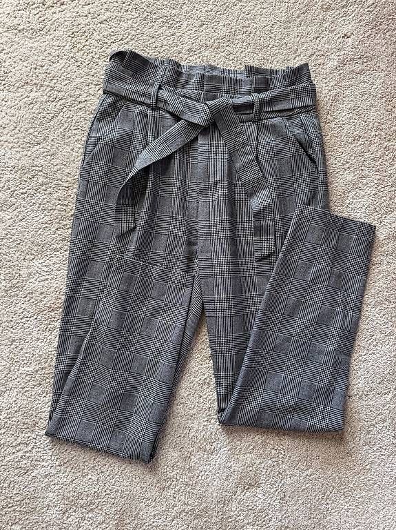 Hosen: Pantalon gris Taille S/32 – Gebraucht aus Bollion von cha_jm6h