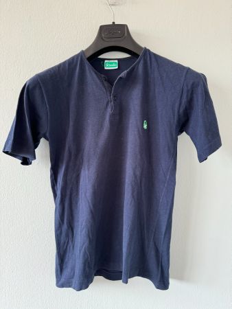 Vintage Benetton T-Shirt made in Italy women XS
