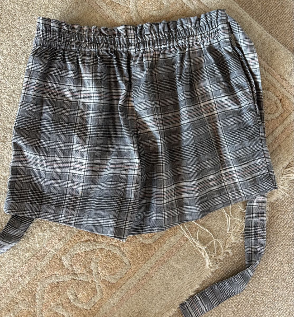H&M Pantalons: Shorts – D'occasion à Eggersriet par car_w5cl