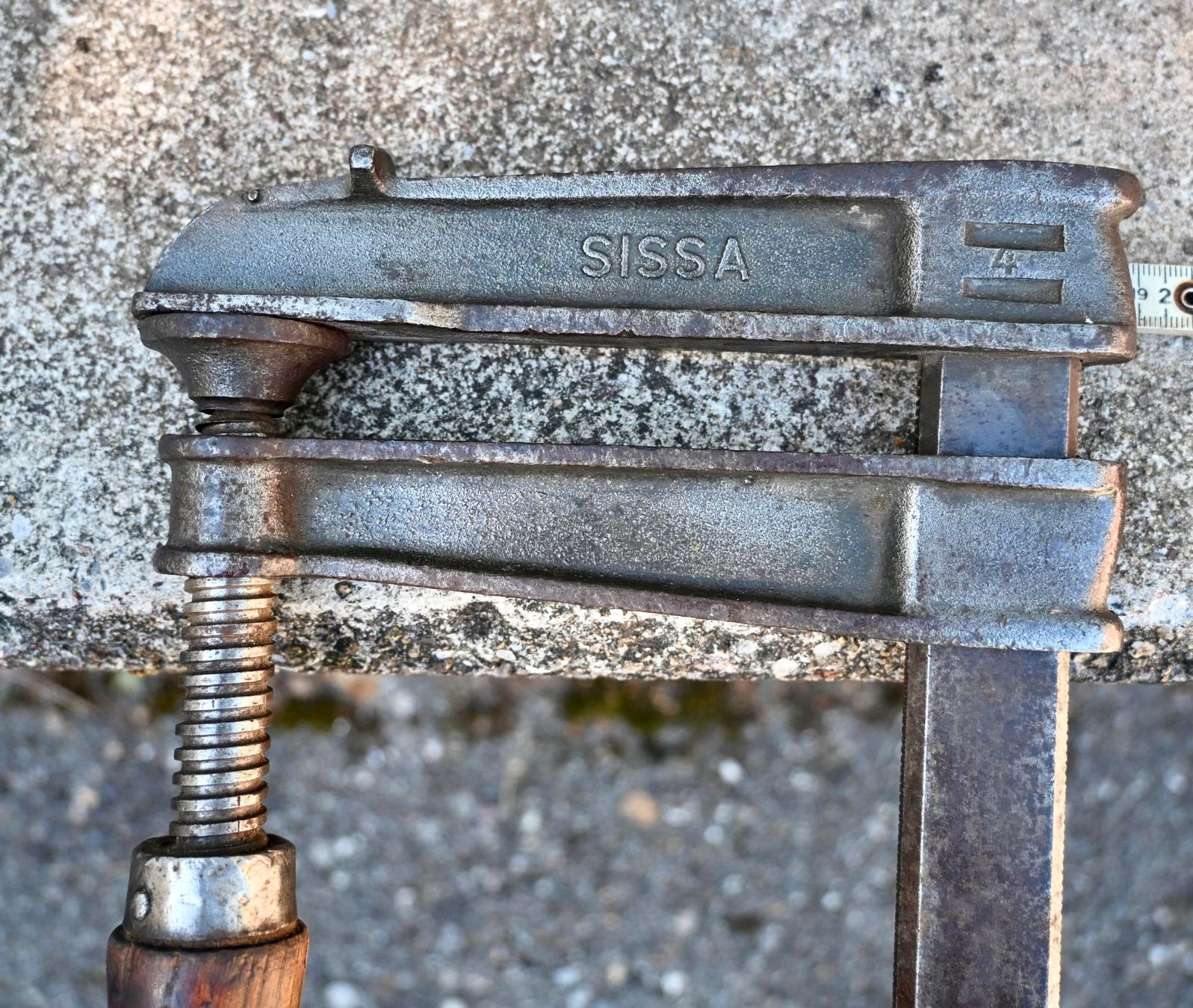 Bessey Tutti gli attrezzi: antike SISSA 4 Schraubzwinge  Länge 35cm – Usato da Pfaffhausen venduto da mono_rec 2