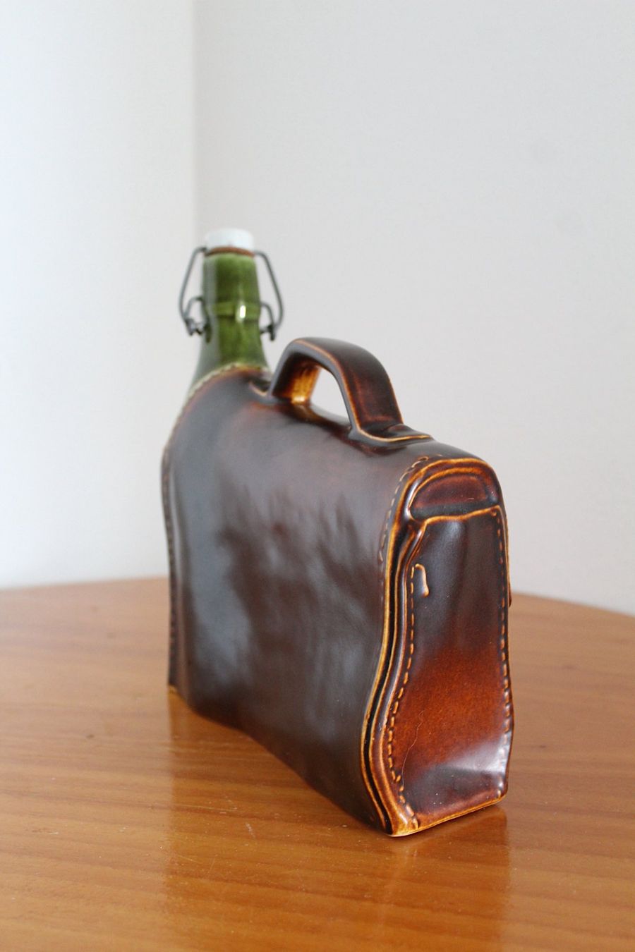 Altro: Vintage , Keramik-Schnapsflasche - Aktentasche – Usato da Locarno venduto da fripui 4
