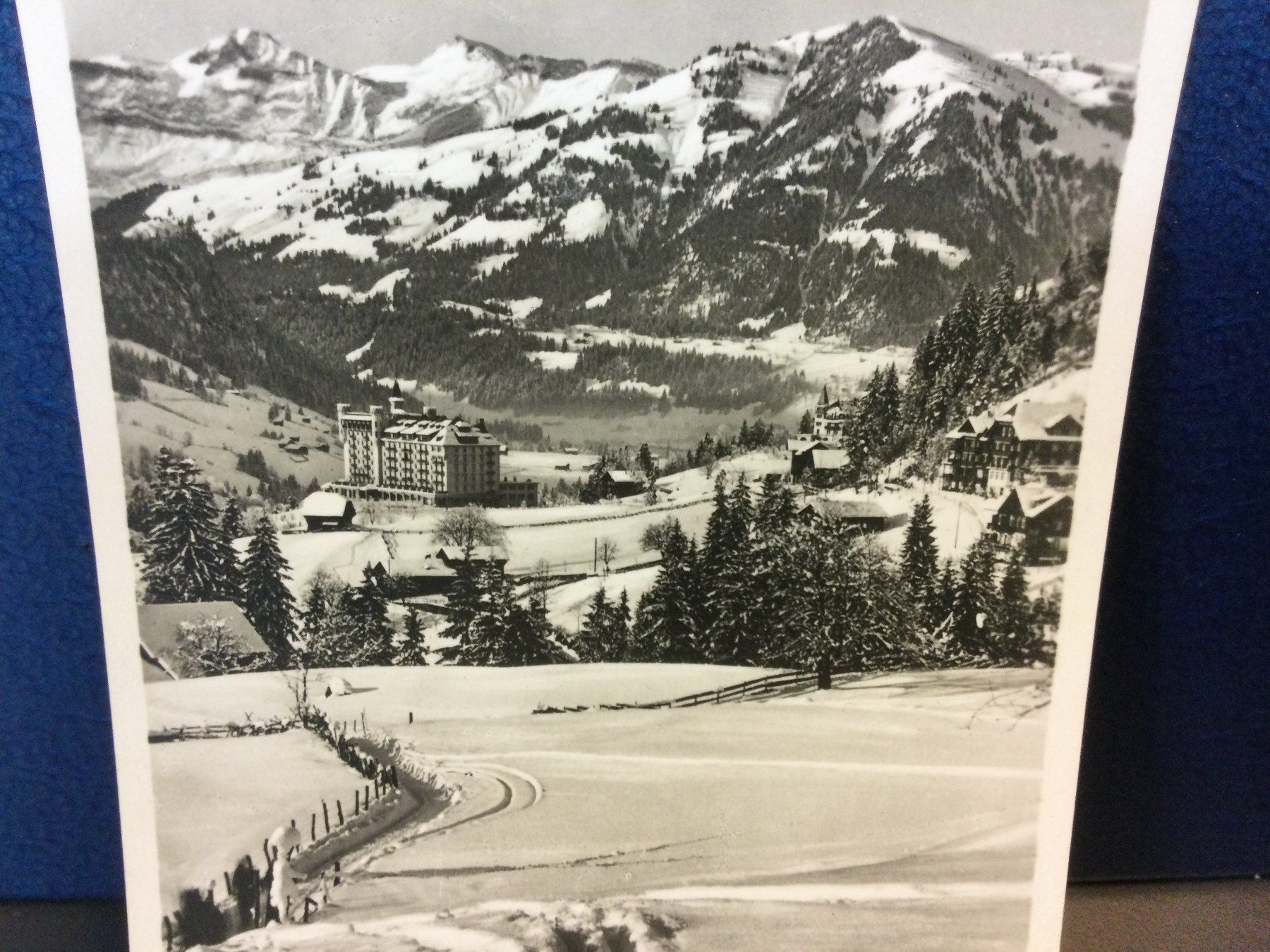 Cartoline postali: Alte Ansichtskarte Gstaad, Winterlandschaft mit Hotel – Usato da Wangen SZ venduto da kuriosum12 1