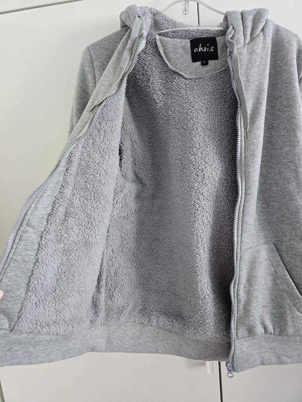 Jacken: Plüsch Jacke - Grösse L – Gebraucht aus Rickenbach b. Wil von Kth_v8 2