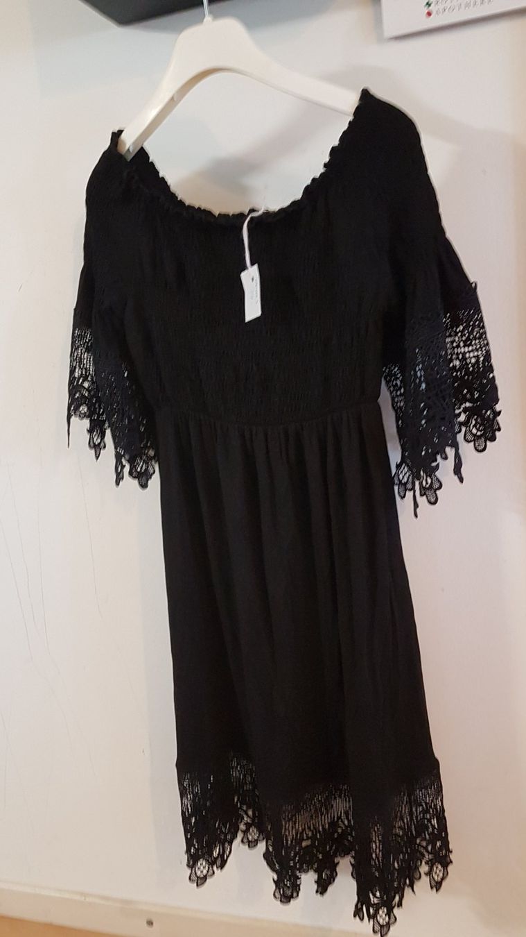 Vestiti: Schönes Kleid...M... – Usato da Glattbrugg venduto da casabelavista 1