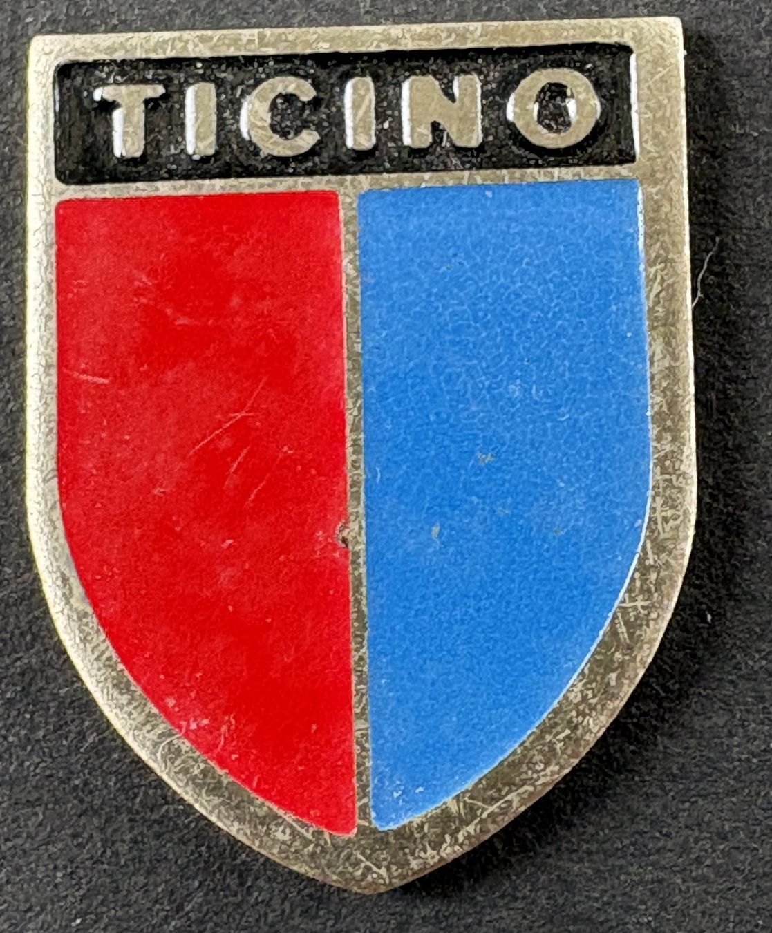 Placchette & Badge: VINTAGE PLAKETTE TICINO – Usato da Ostermundigen venduto da wini63
