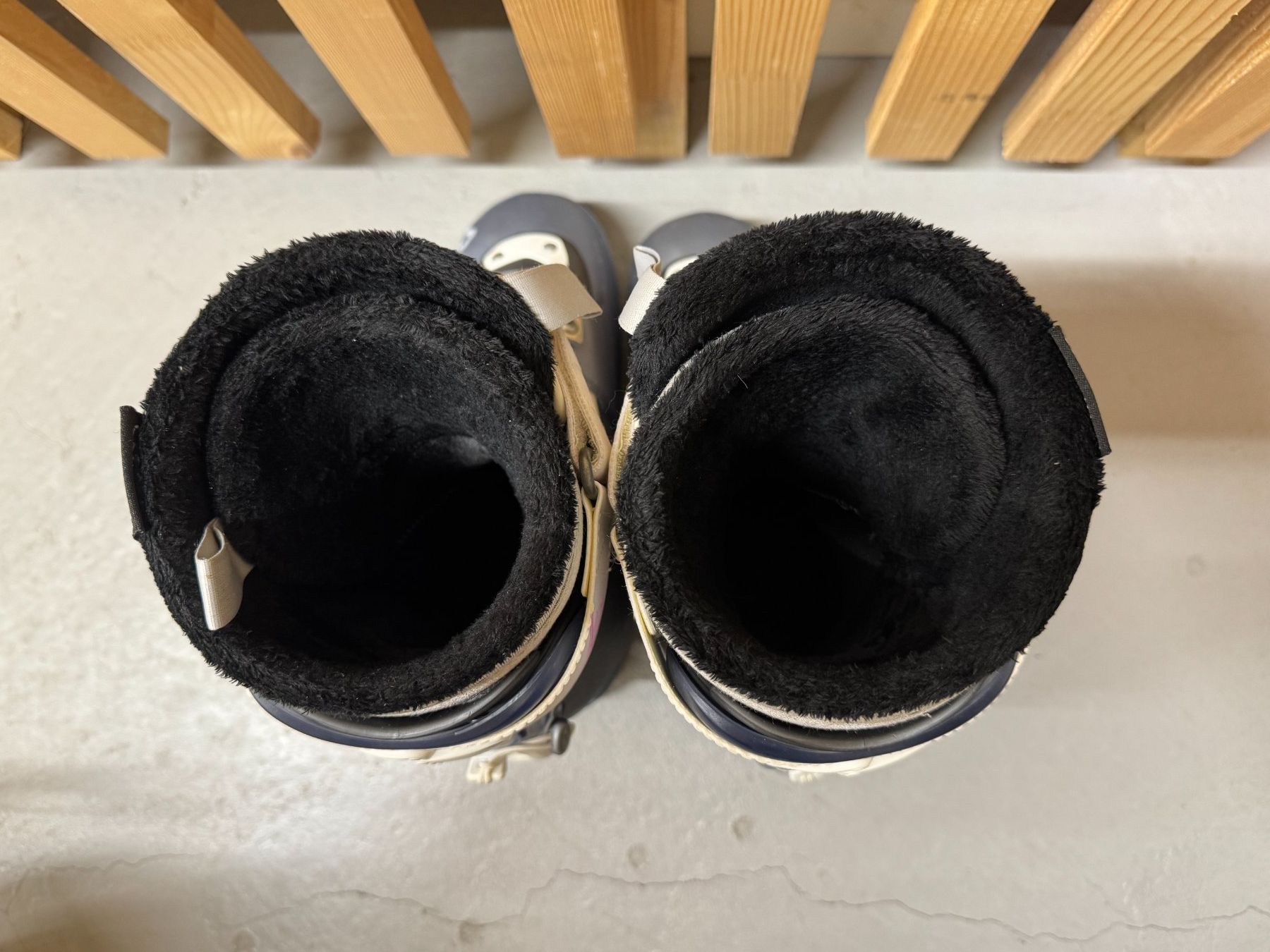 Scarpe da donna: 1 Paar Skischuhe – Usato da Winterthur venduto da Malve00 3