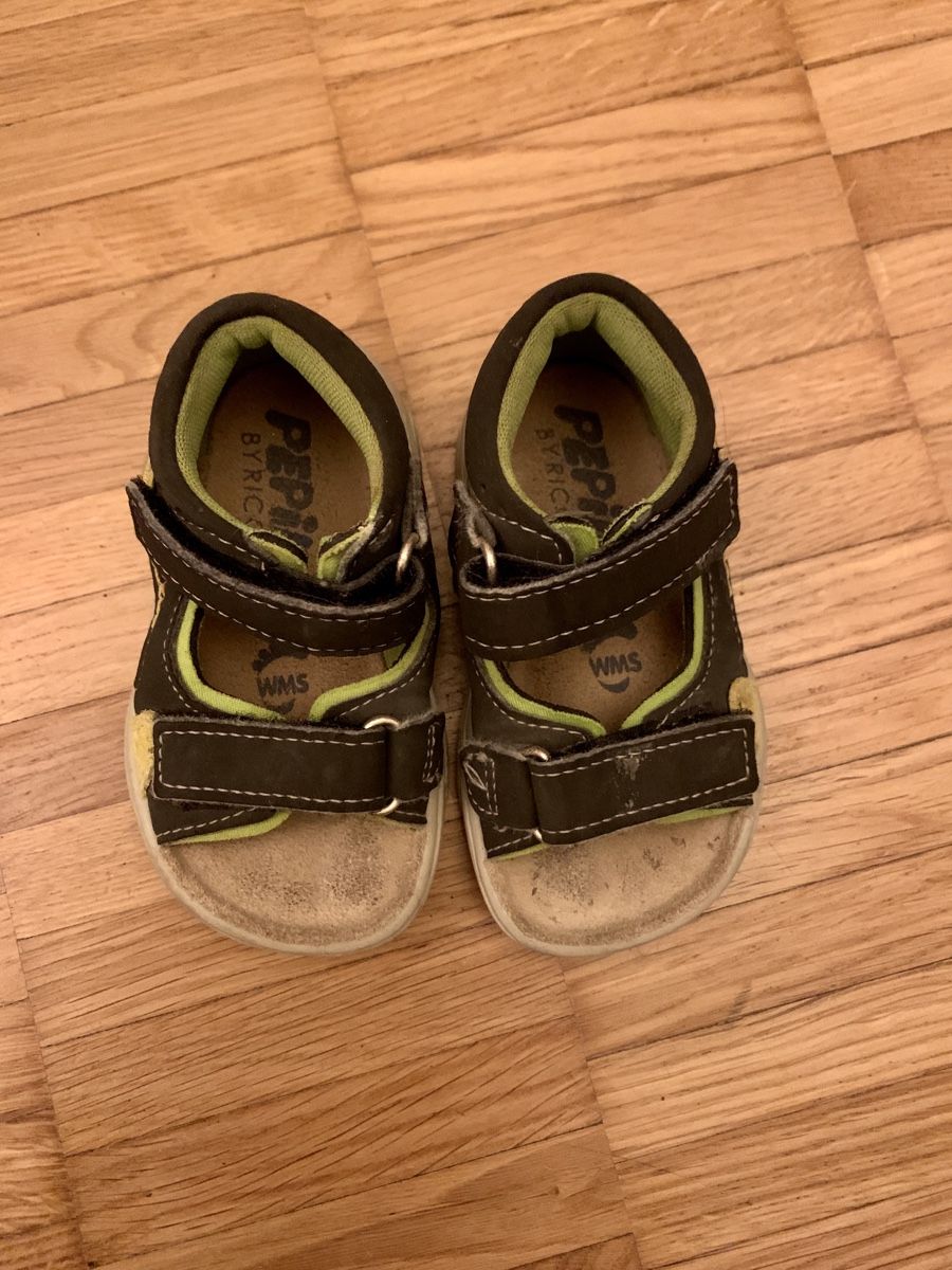 Scarpe per ragazzi: Kinder Sandalen – Usato da Bern venduto da and_2mxw