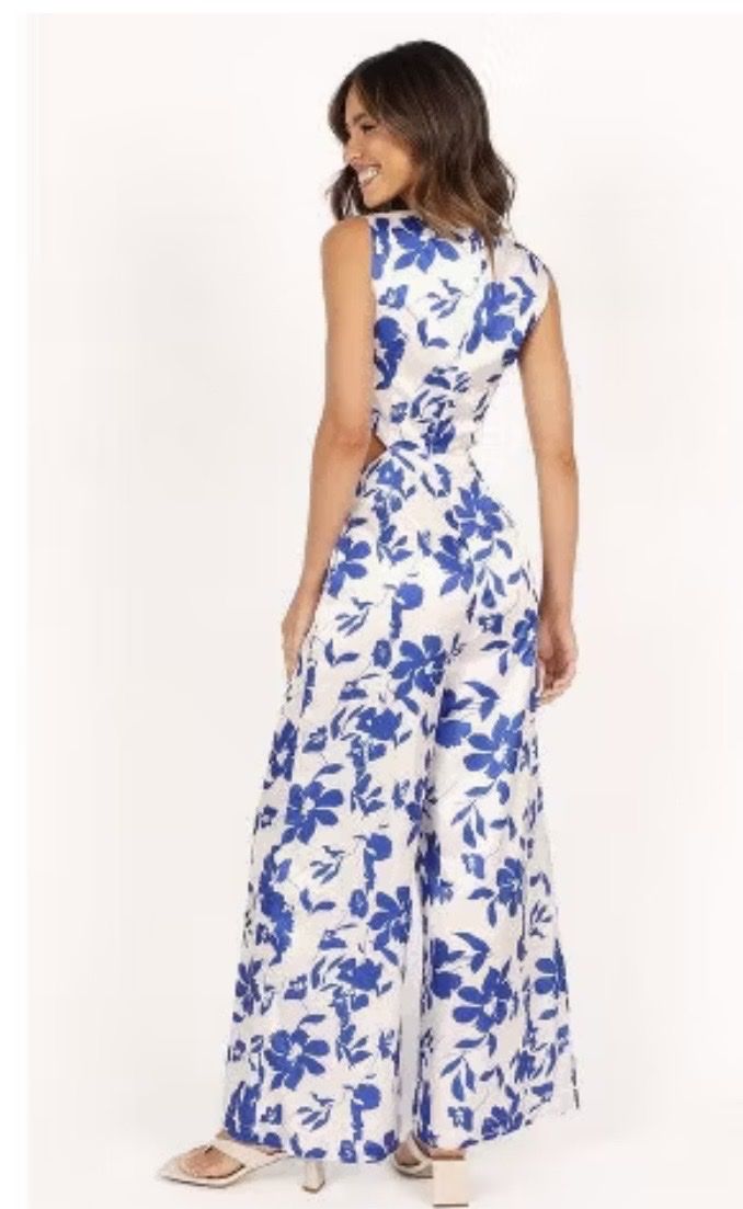 Jumpsuits: Lulu Wrap Front Jumpsuit - Blue Floral – Neu (gemäss Beschreibung) aus Zürich von lau_27fq 2