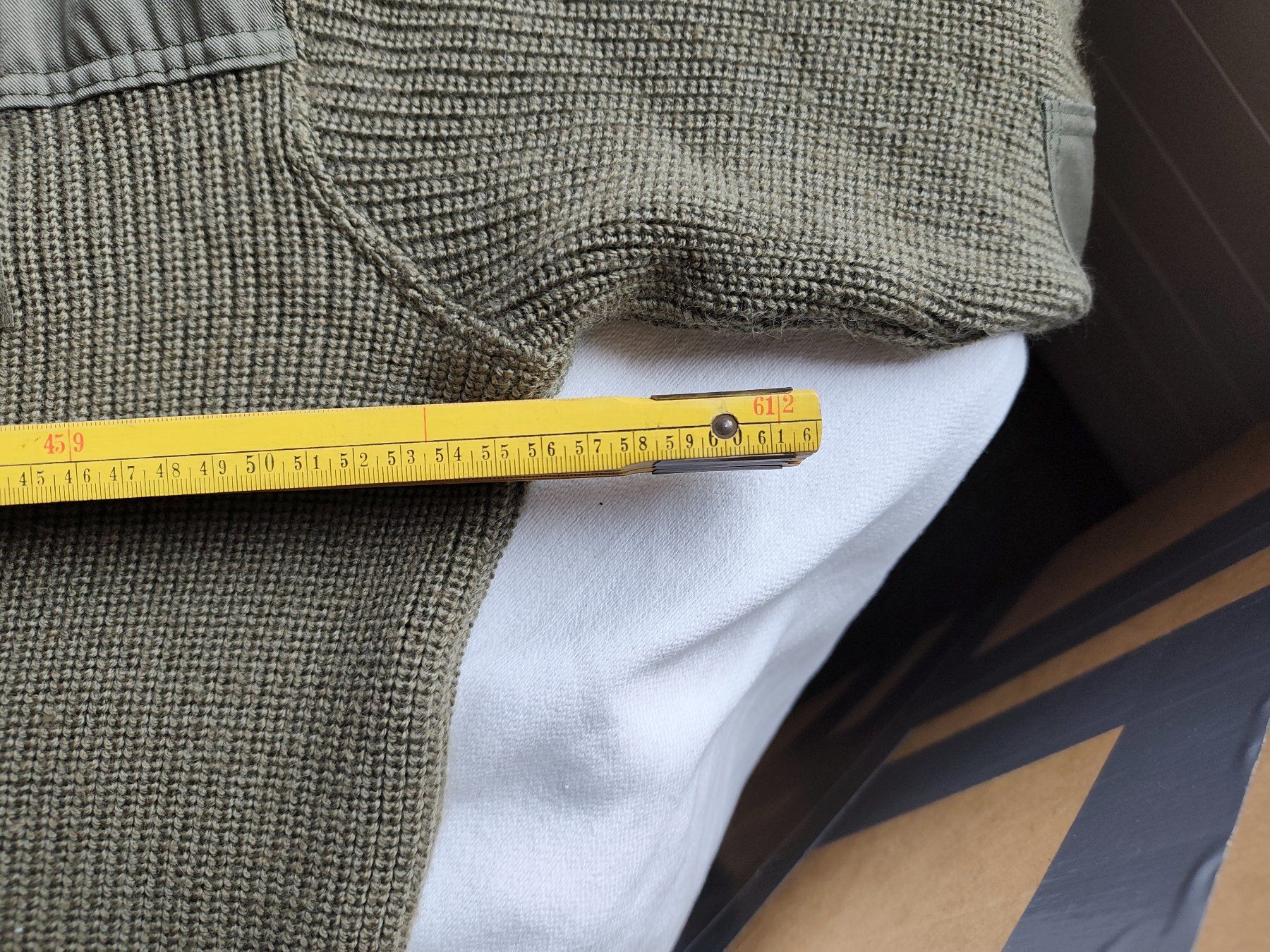 Schweizer Armee Maglioni & Felpe: Instruktor Pullover CH Armee 52/L – Usato da Oberwil BL venduto da suaku 6