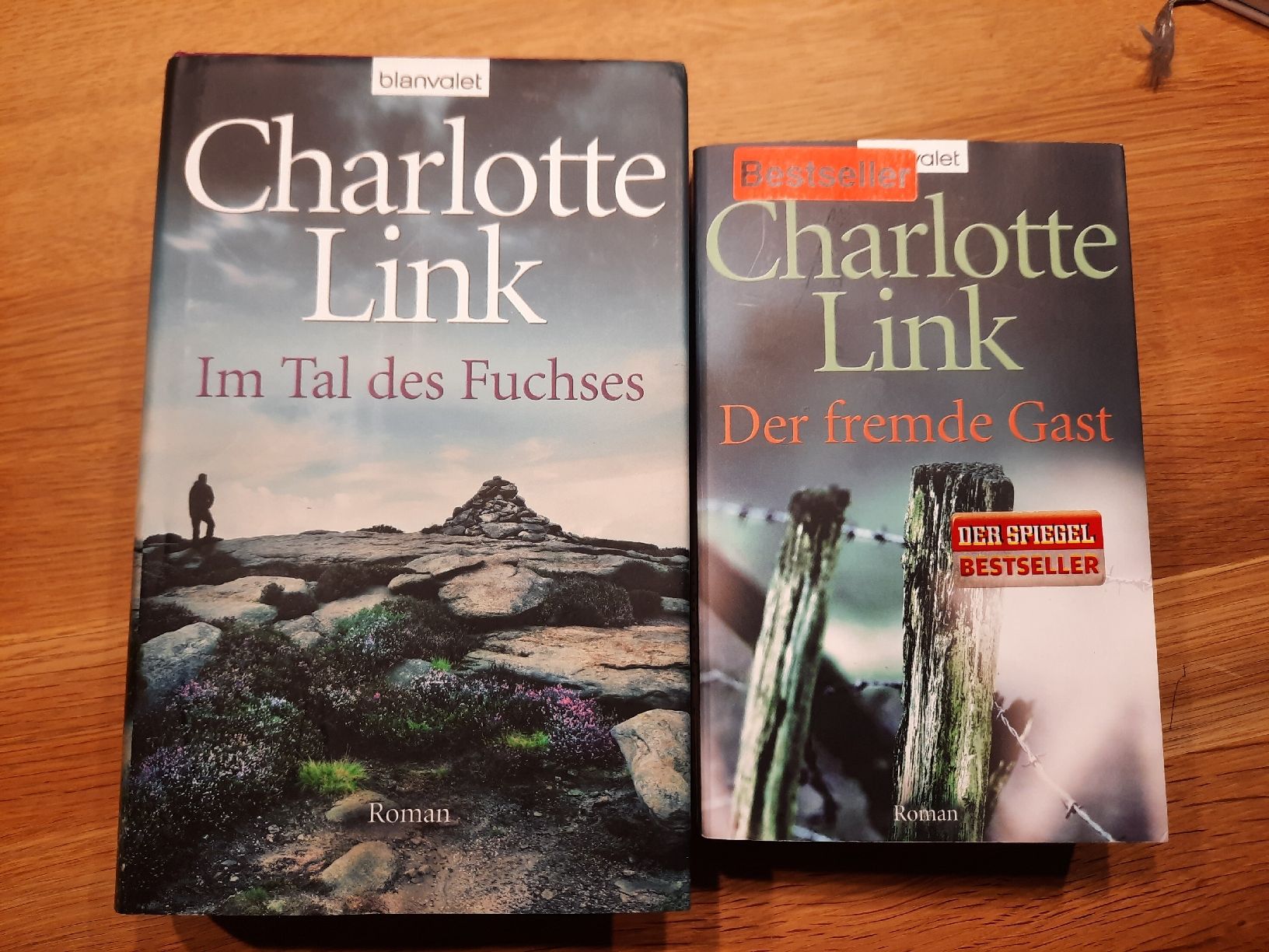 Bücher: im Tal des Fuchses - Charlotte Link – Gebraucht aus Neuenkirch von Reisecaravan