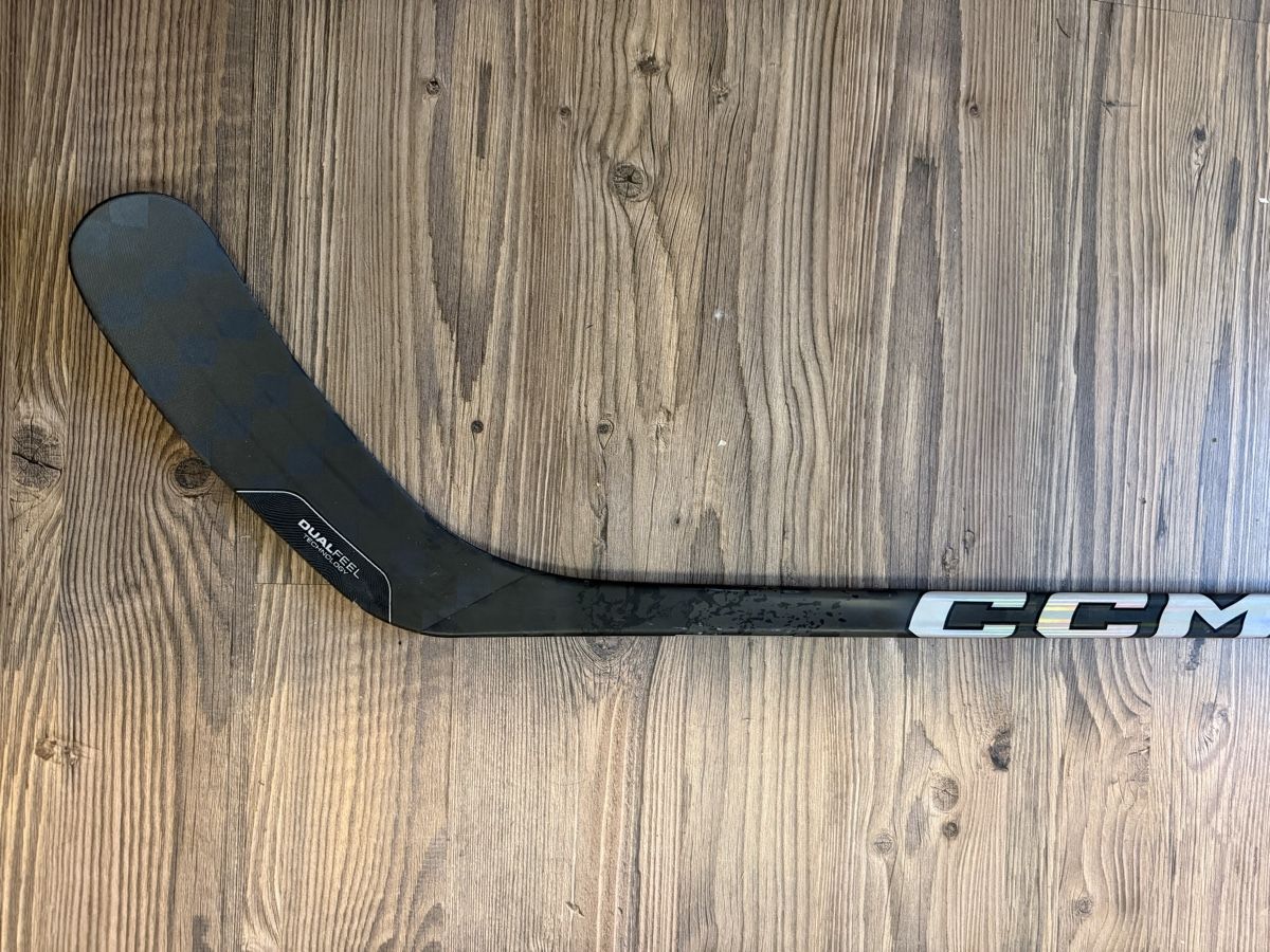 Ccm Stöcke & Schaufeln: CCM Ribcor Trigger 9 Pro, Senior, 70 Flex, Grip, P90TM – Gebraucht aus Volken von akollerwinti 1