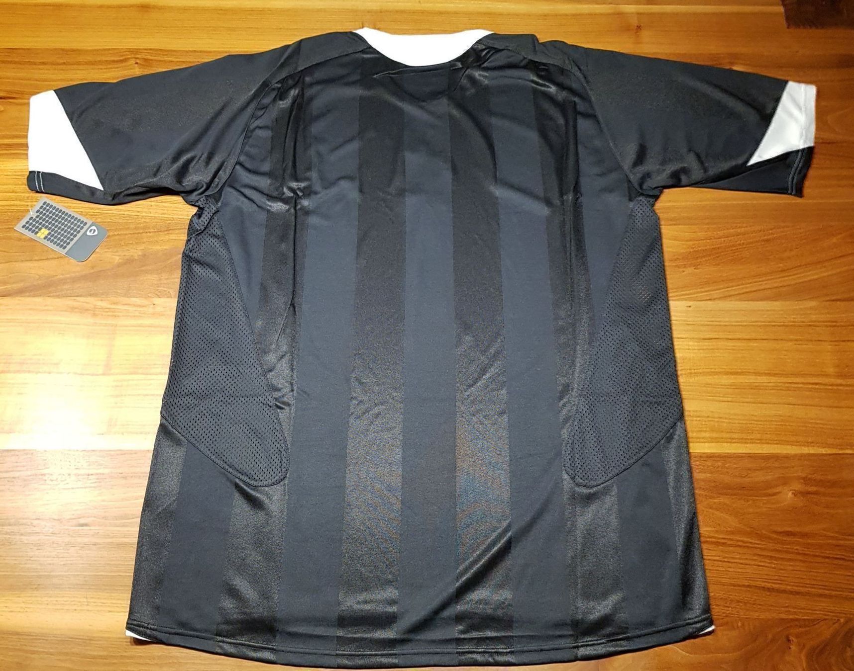 Nike Canottiere & Pantaloni: FC Basel Trikot 2005/2006 sehr selten – Nuovo (secondo la descrizione) da Emmenbrücke venduto da Herzog07 4