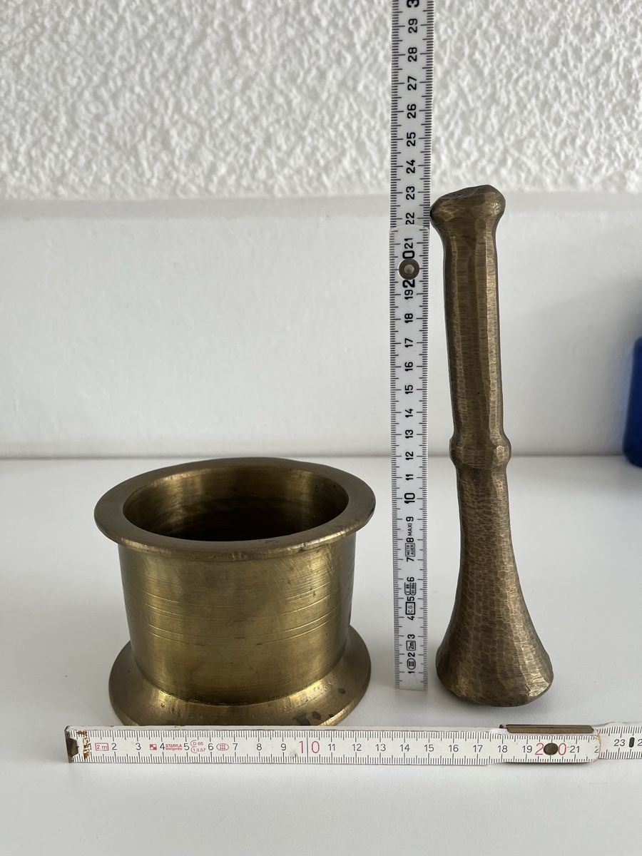 Altro per cucinare: alter, schwerer Mörser aus Messing  – Usato da Wetzikon ZH venduto da seli03 9