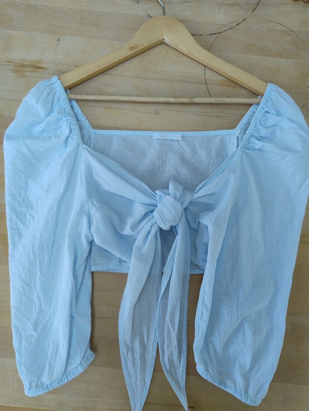 Only Blusen: Damen Bluse cropped ONLY Grösse S/M hellblau – Gebraucht aus Kirchberg BE von lauraflu 7