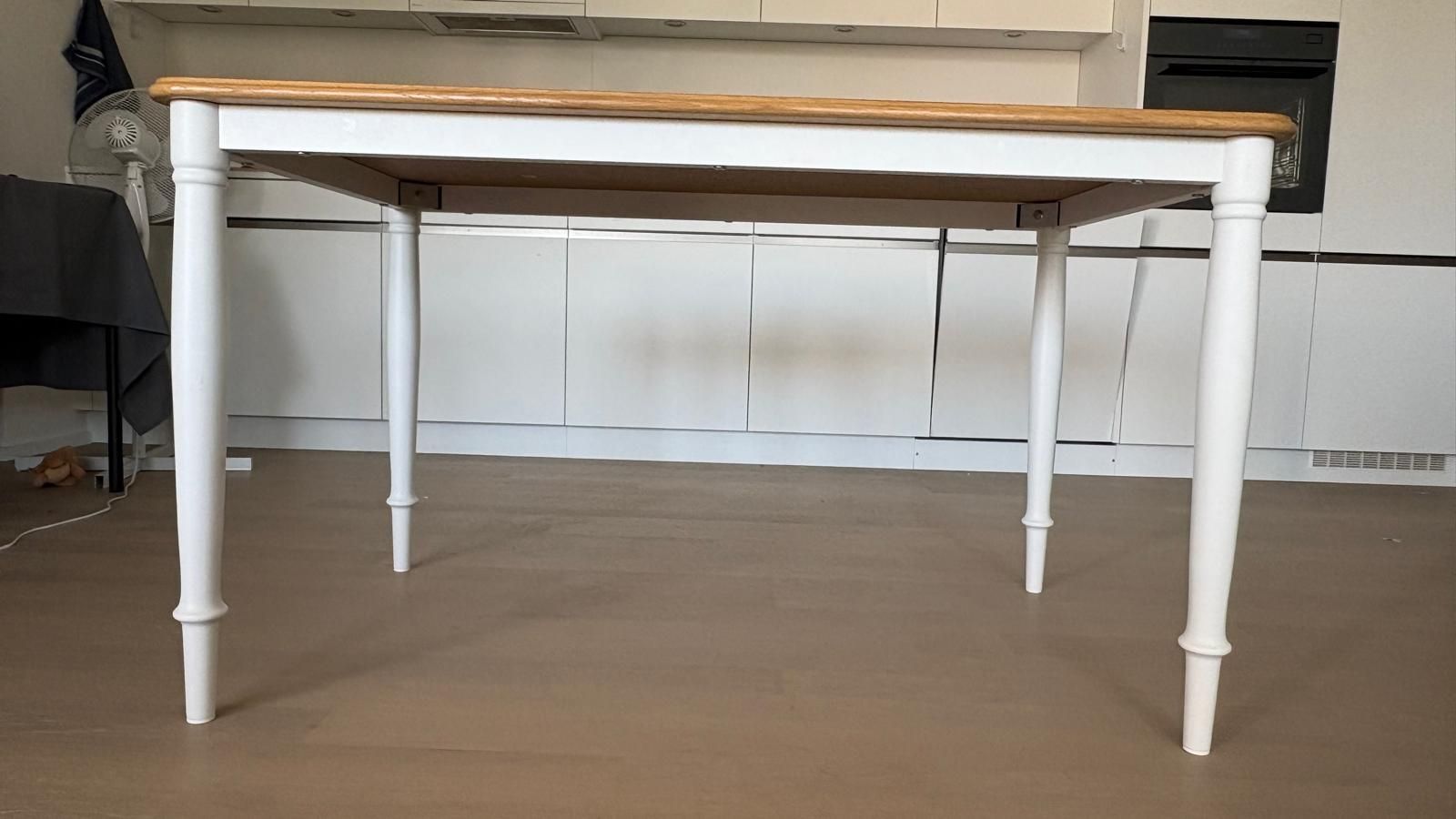 Ikea Tables: Dining Table – Neuf (Voir description) à Zürich par dha_t9vq 1