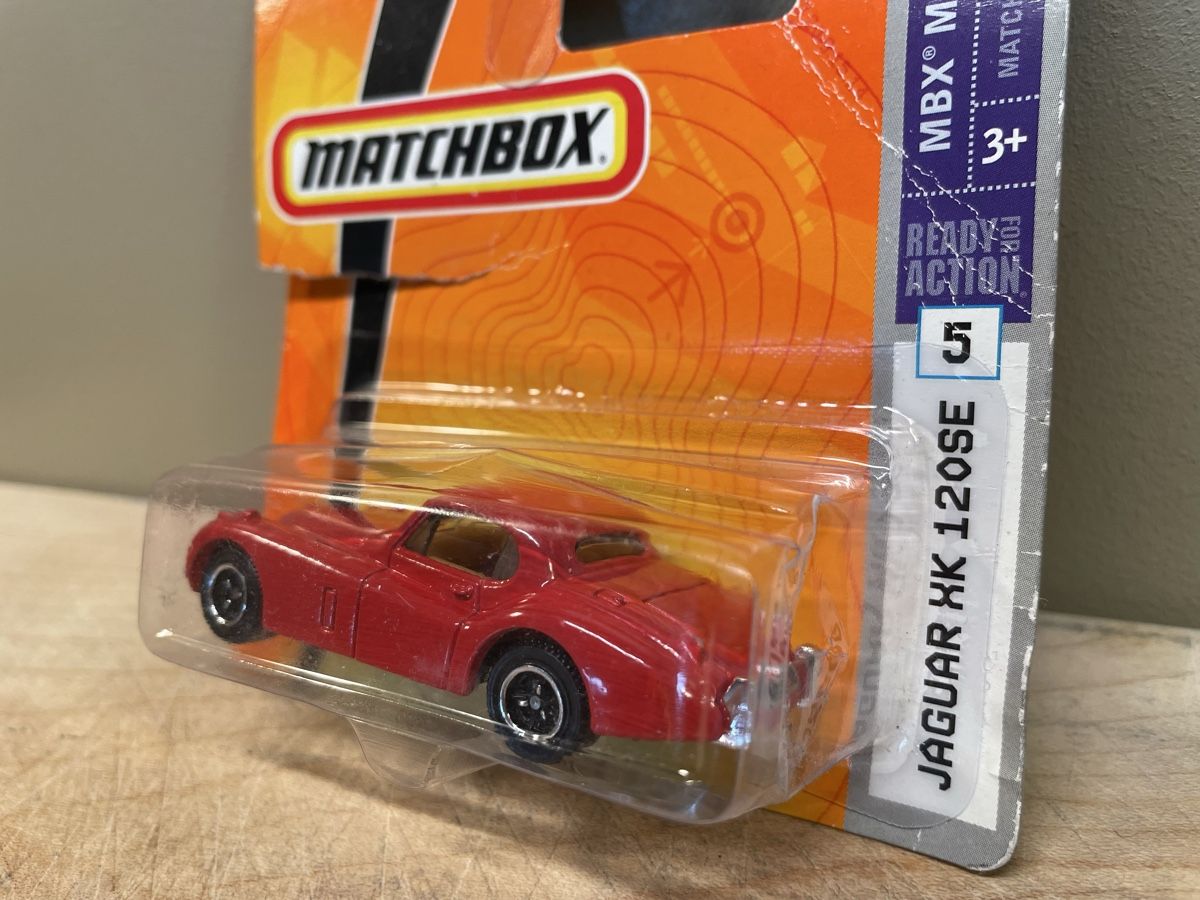 Matchbox Giocattoli: Matchbox Jaguar XK 120 SE – Nuovo (secondo la descrizione) da Frauenfeld venduto da Challenger77 2