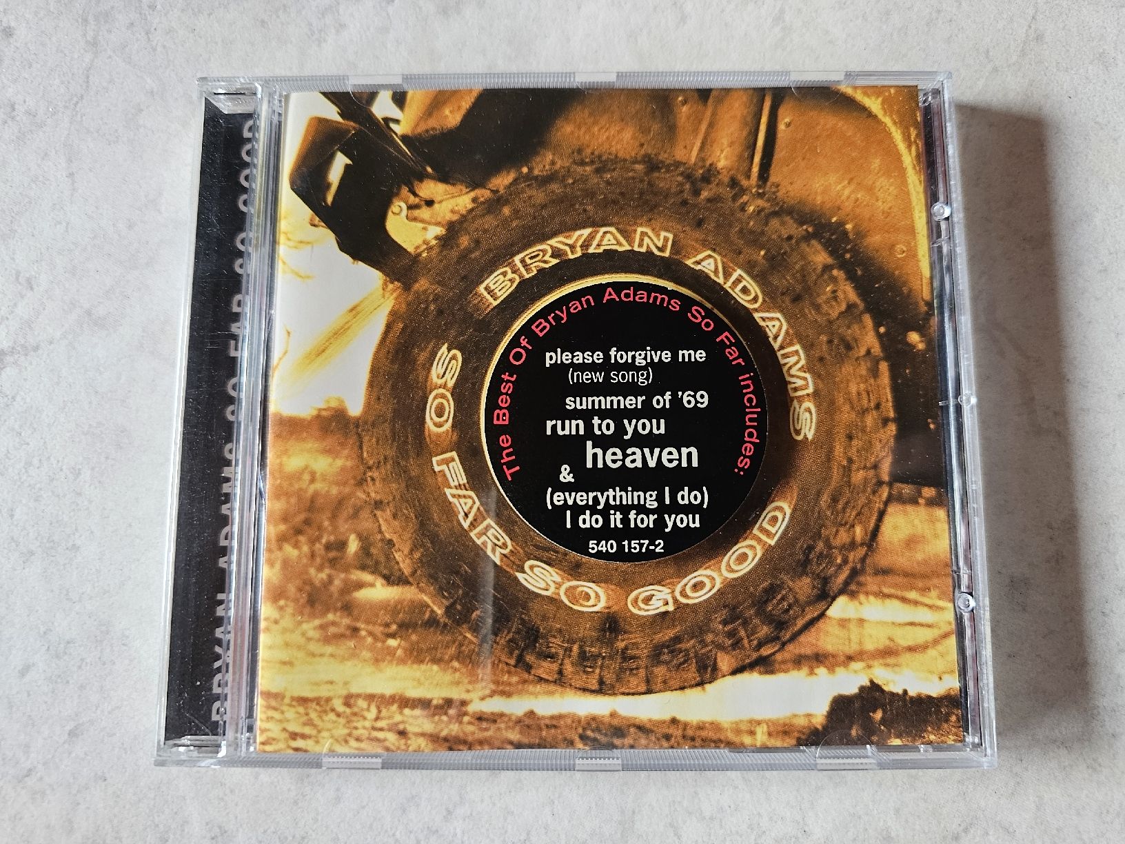 CD: Bryan Adams  -  So Far So Good – Usato da Schneisingen venduto da backstore24