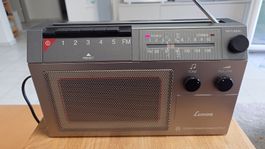 Vintage Transistor-Radio Luxor 9151 (1985)