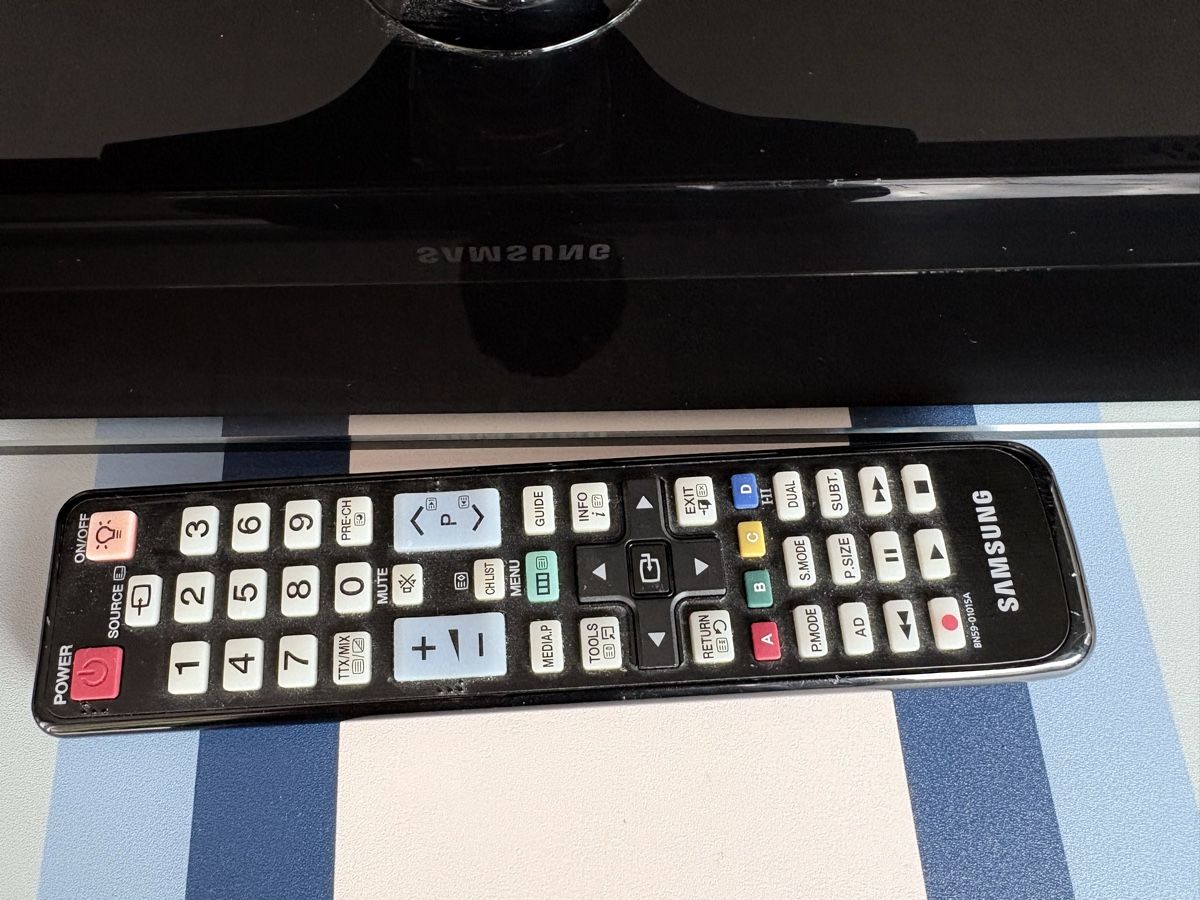 Televisori: Samsung LED TV – Usato da Wichtrach venduto da domi_1990 1
