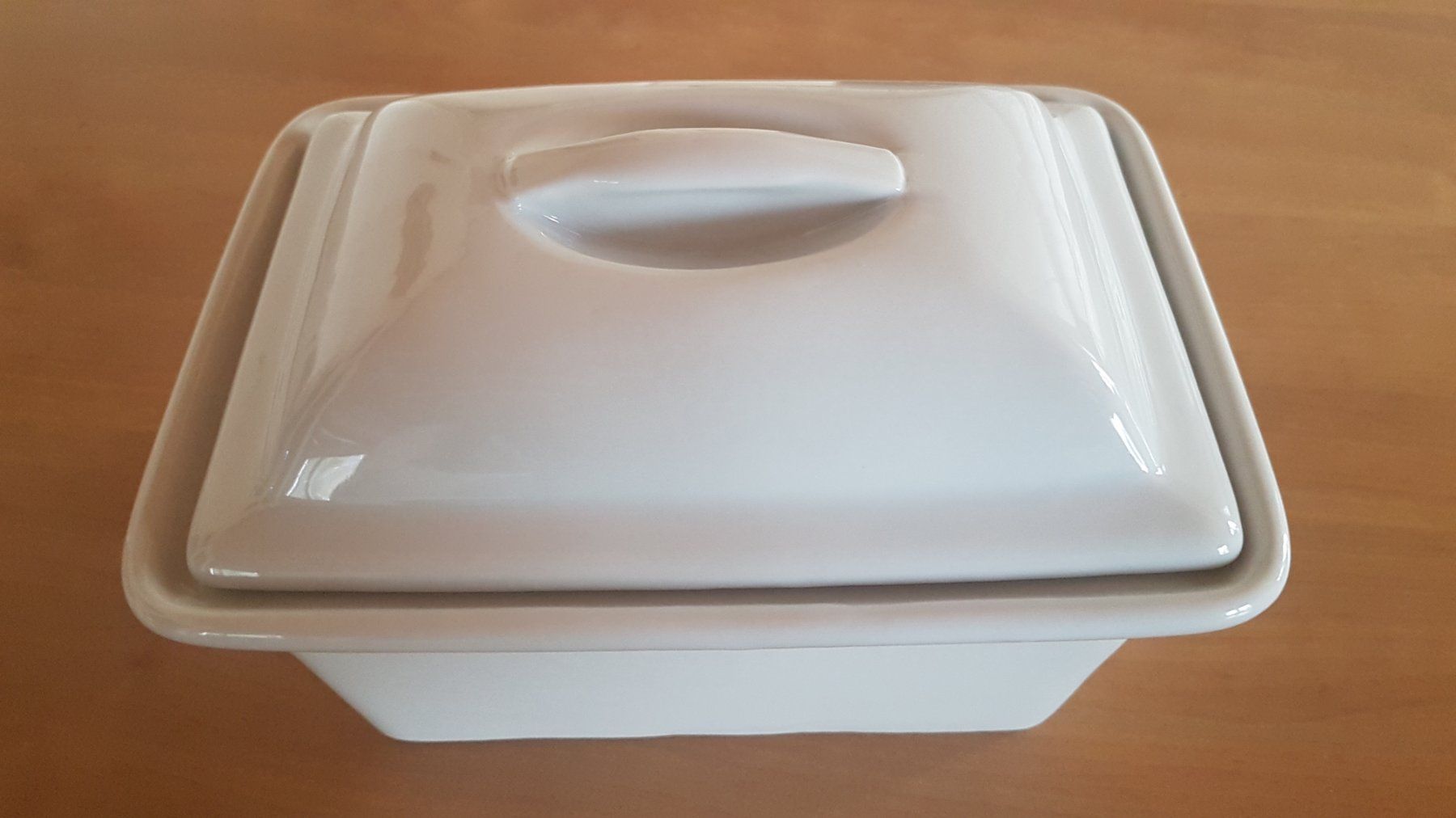 Töpfe: Terrine - cocotte rectangulaire avec couvercle blanche – Gebraucht aus Villiers von san_jn5w 7