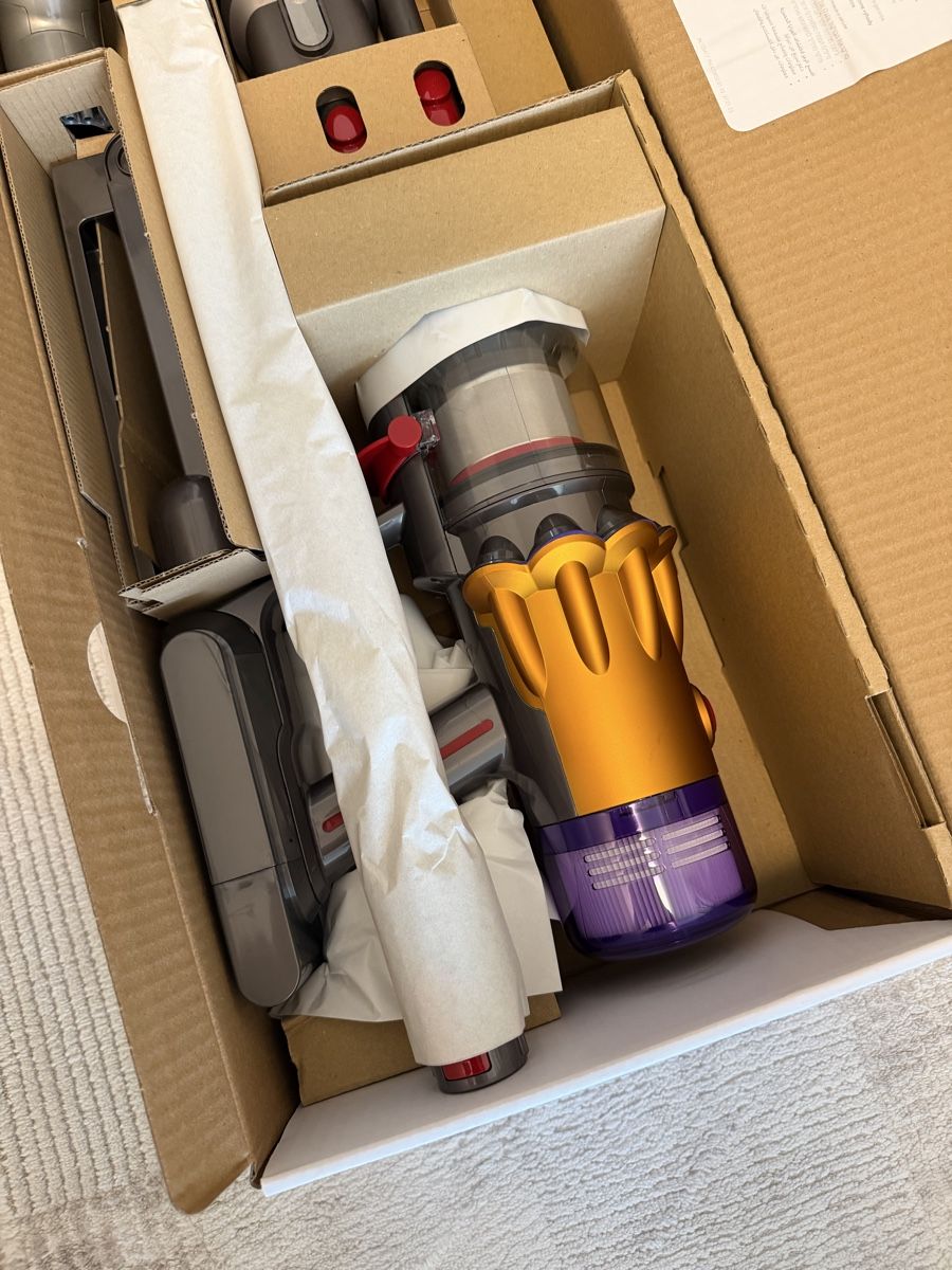 Dyson Aspirapolveri & Accessori: Dyson V12 detect slim absolute  – Nuovo (secondo la descrizione) da Meyrin venduto da SA_3006 1