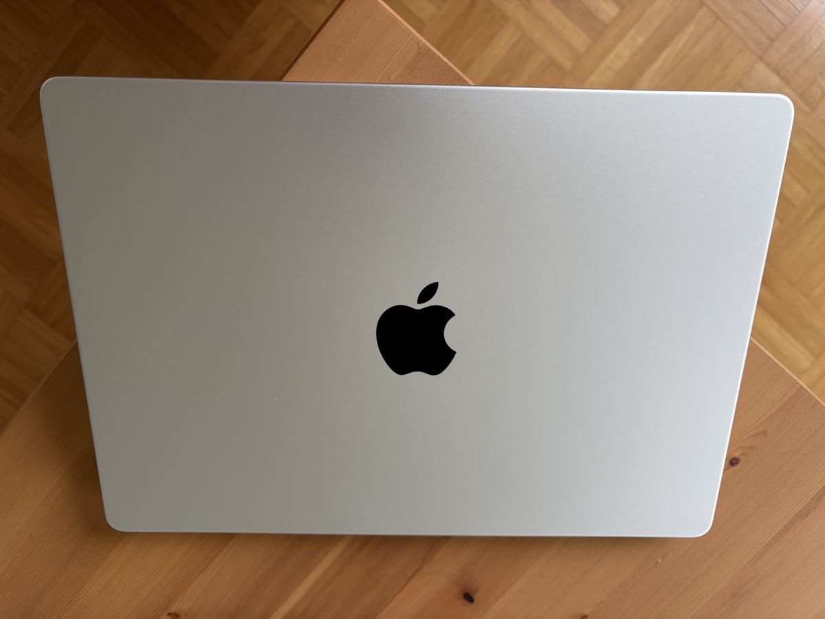 Apple Notebooks: MacBook Pro M4 +Apple Care – Neu (gemäss Beschreibung) aus Kriens von afr_f5x5 2