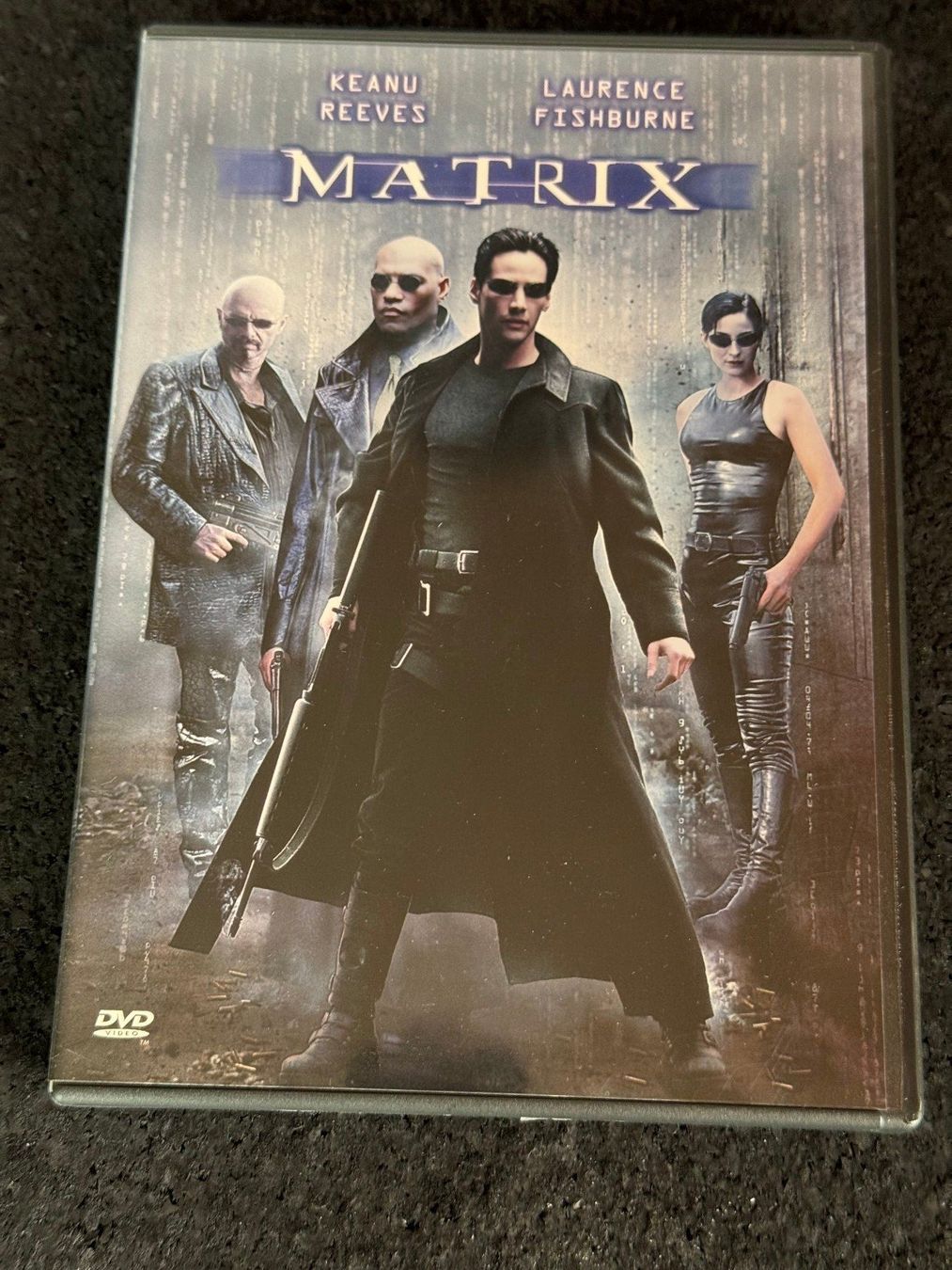 Alle DVDs: MATRIX DVD EN/DE Keanu Reeves  Laurence Fishburne – Gebraucht aus Fribourg von tschjoly