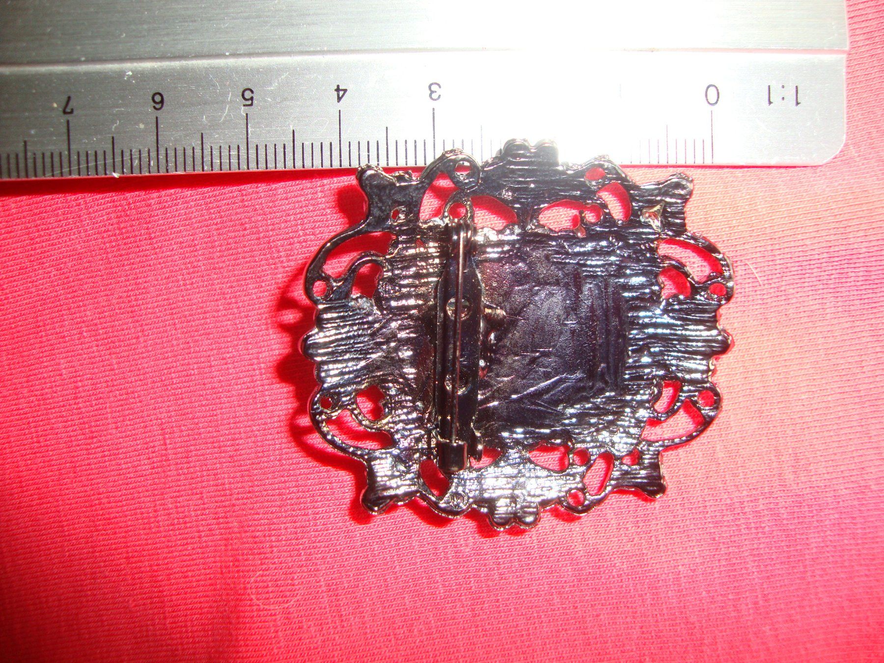 Broches & Aiguilles: Modeschmuck Brosche – Neuf (Voir description) à Laufen par ereli 1