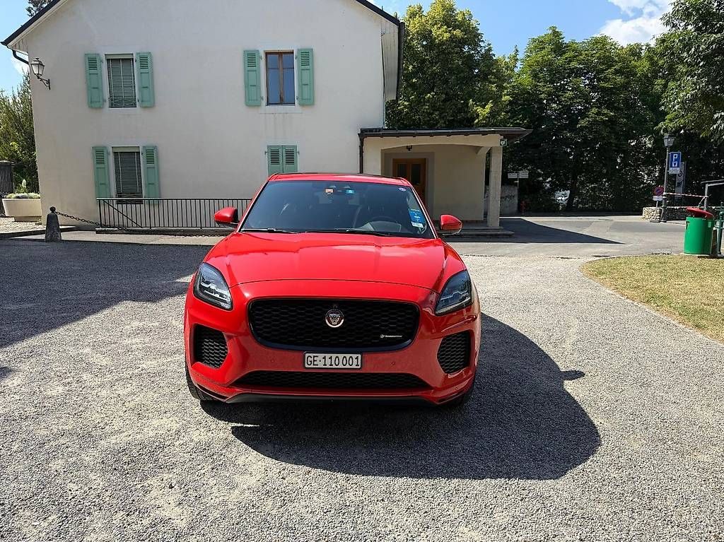 Automobili: Jaguar E-Pace 2.0 T 200 Chequered Flag AWD – Usato da Langenthal venduto da Goergens10