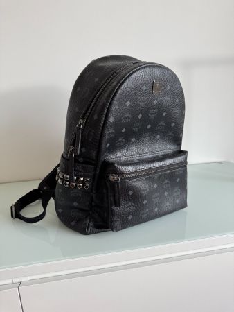 MCM Rucksack Gross Leder schwarz Nieten unisex (mit Beleg)