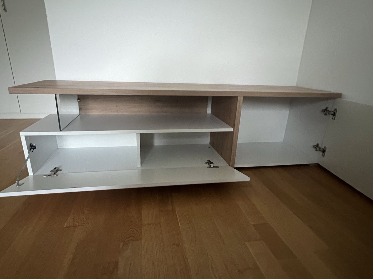 Mobili TV: TV-Möbel weiss/Holzoptik  – Usato da Obernau venduto da FG1236 1