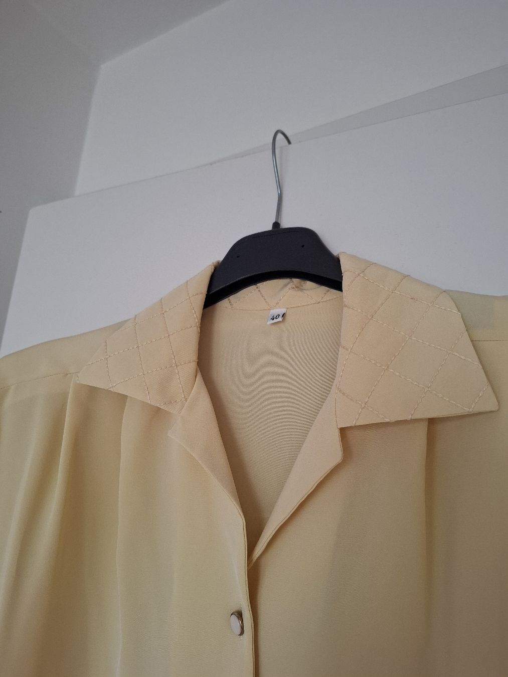 Blusen: Chemisier jaune Vintage – Gebraucht aus La Tour-de-Peilz von Marin_nette 1