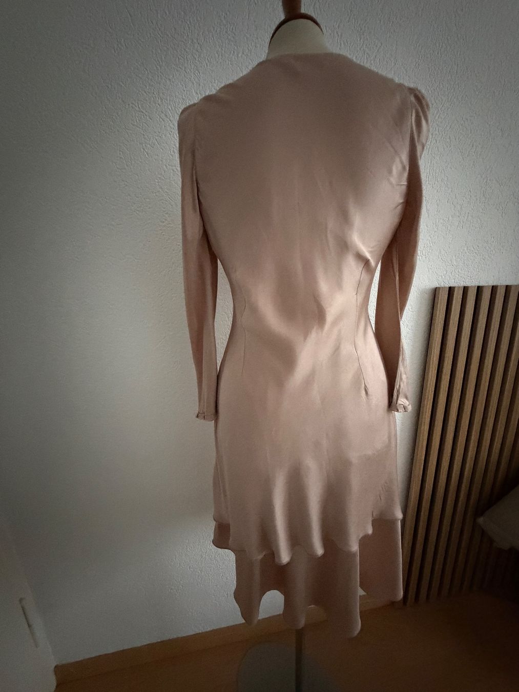 Lanvin Vestiti: Seide Kleid S-M Lanvin – Usato da Liestal venduto da Goldart 2
