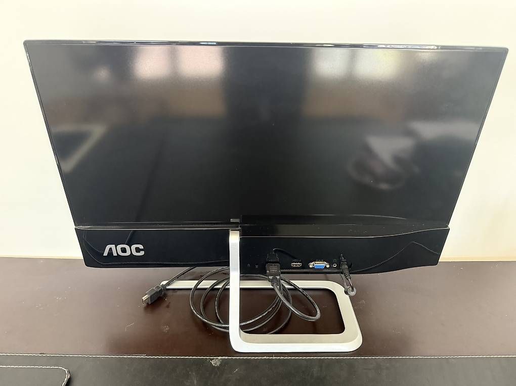 AOC Monitor: AOC Monitor, 24" – Usato da Zürich venduto da ussady 1