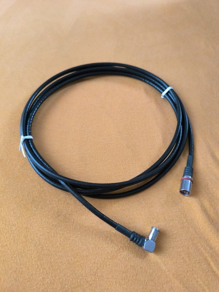 Cavi: Câble coaxial internet/SAT – Usato da Petit-Lancy venduto da dariotabe
