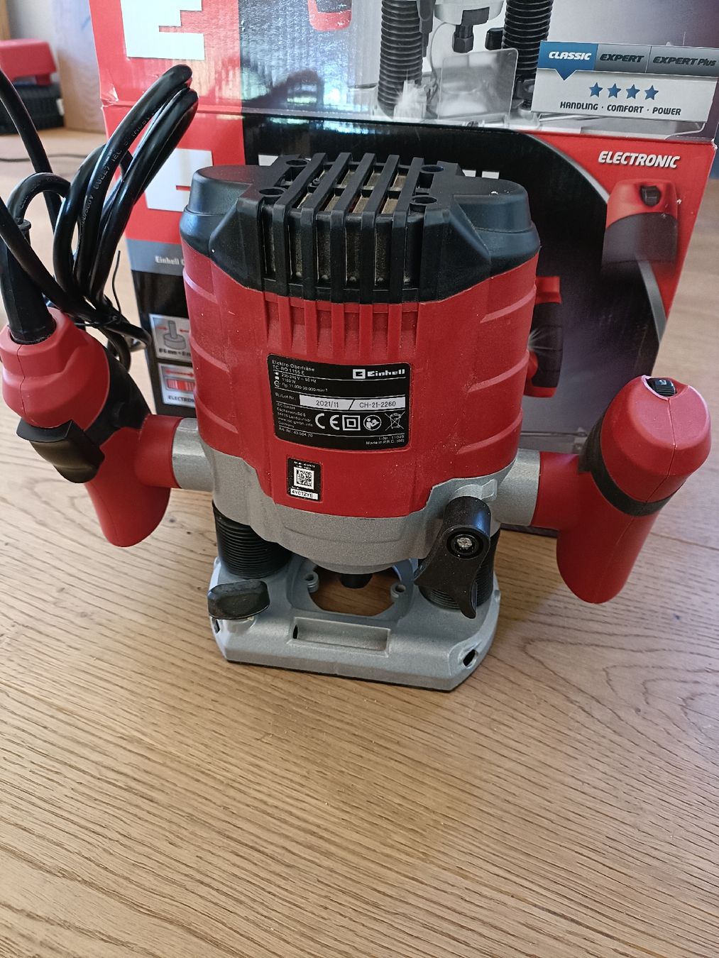 Einhell Tutte le macchine: einhell oberfräse TC-RO 1155 E – Usato da Magglingen/Macolin venduto da Rmitalles 1