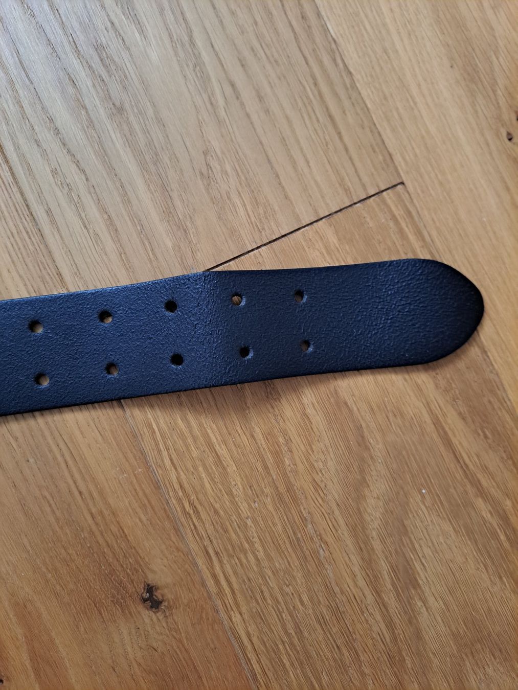 G-Star Cinture: Schicker schwarzer Gürtel von G- Star Raw Grösse 90 – Nuovo (secondo la descrizione) da Büren SO venduto da kim_yc8x 4