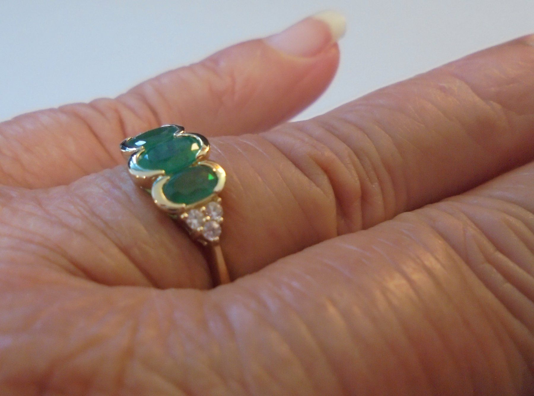 Anelli: Echtschmuck: Smaragd-Goldring. Grösse 53/17 – Nuovo (secondo la descrizione) da Zuchwil venduto da maumauchi 3