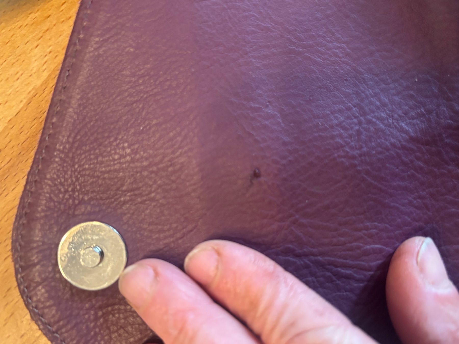 Taschen für Damen: Ledertasche von Helvetas – Gebraucht aus Kaufdorf von nurmir2012 2